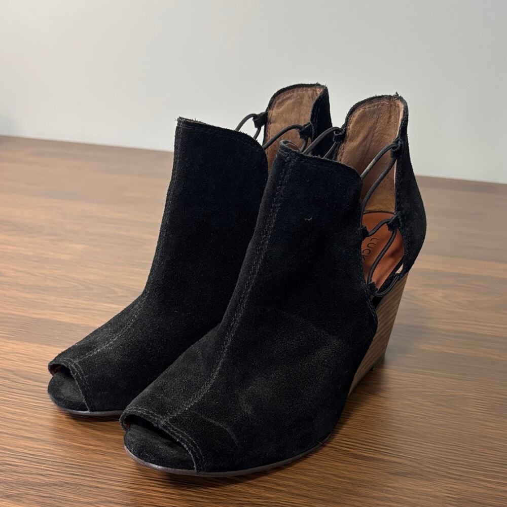 Lucky Brand Black Suede Peep-Toe‎ Wedge Booties Sz 9